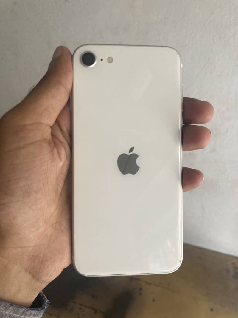 Apple iPhone SE 0
