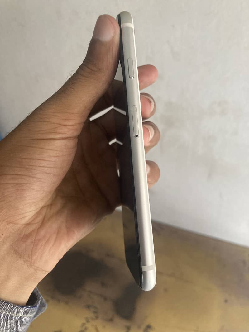 Apple iPhone SE 2