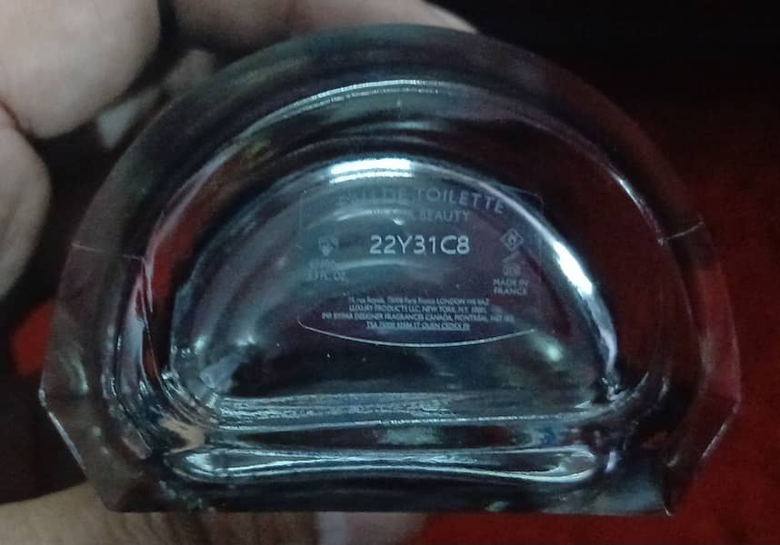 PRADA Perfume 3