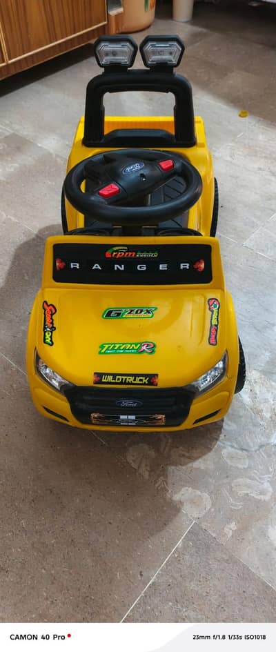 kids car (dodgem car)