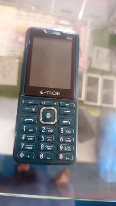 E-Tachi E40i