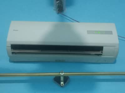 Haier 1 TON Split AC good Condition