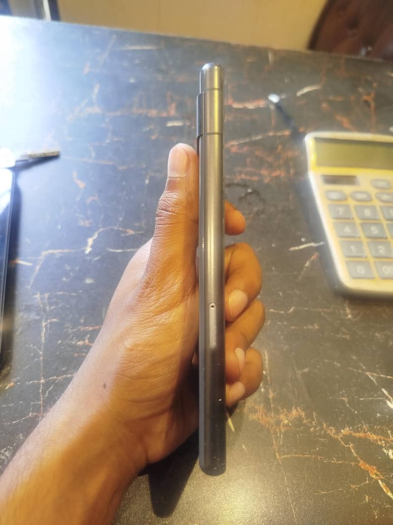 Google Pixel 7a 5