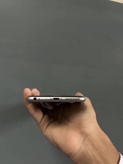 iPhone 6 Plus PTA Approved ya Ioper Protator laga howe hi i