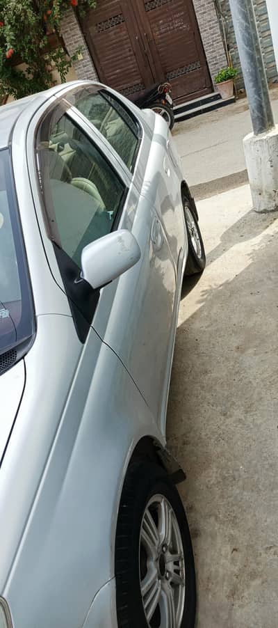 Toyota Platz 2003
