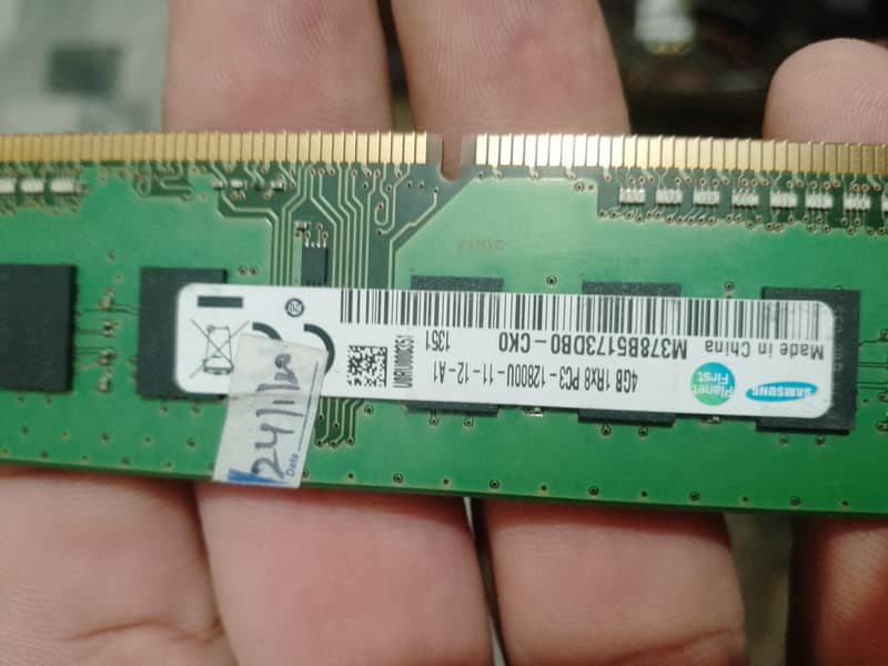 RAM FOR PC(03327944046) 0