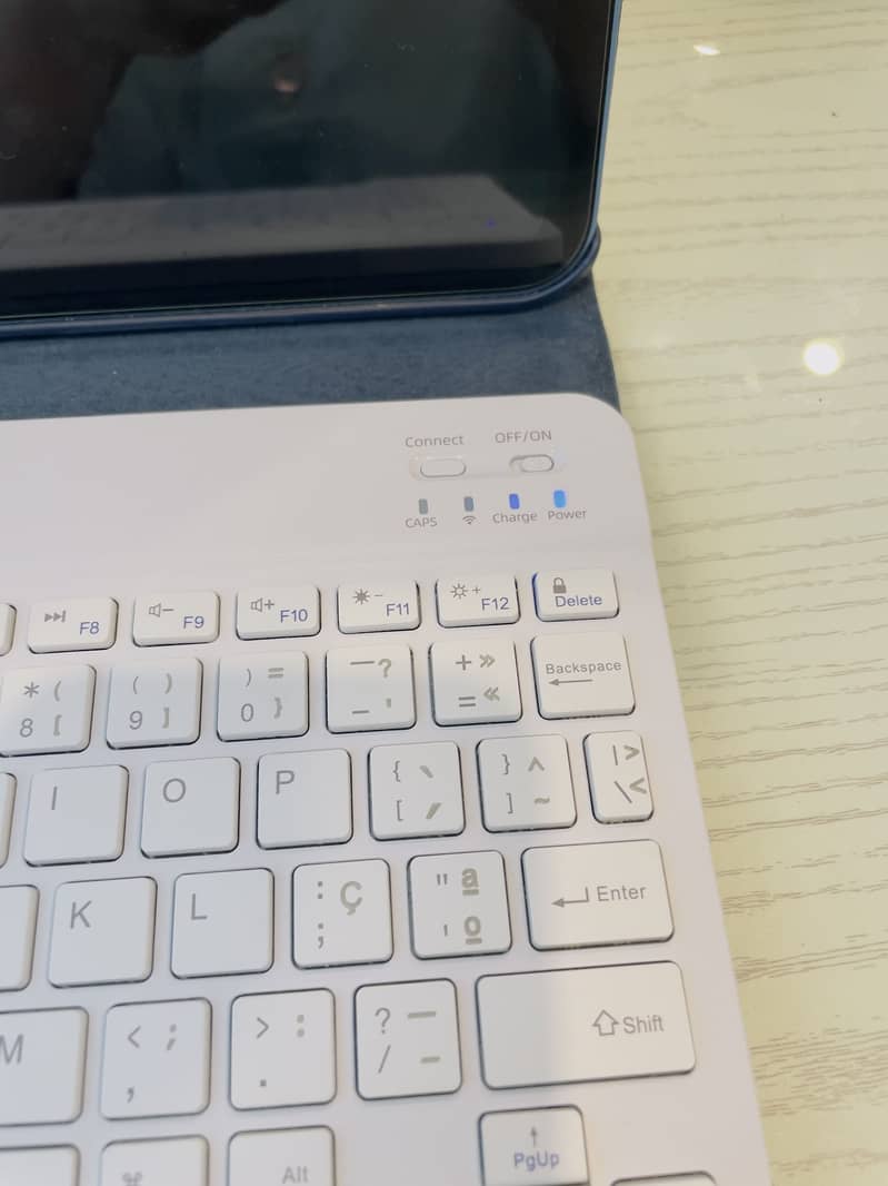 Bluetooth keyboard 2