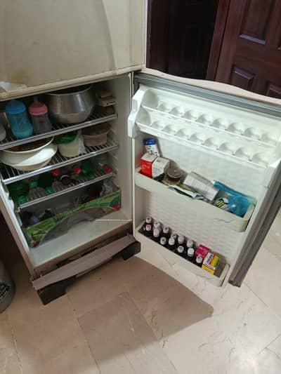 Dawlance Fridge , Refrigerator