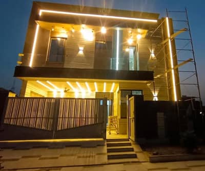 10 Marla House For Sale In Beautiful LDA Avenue