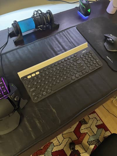 Logitech k780 keyboard. Cheap ipad keyboard