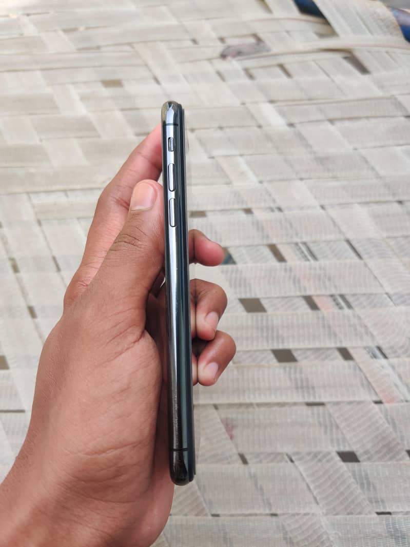 Apple iPhone X 1