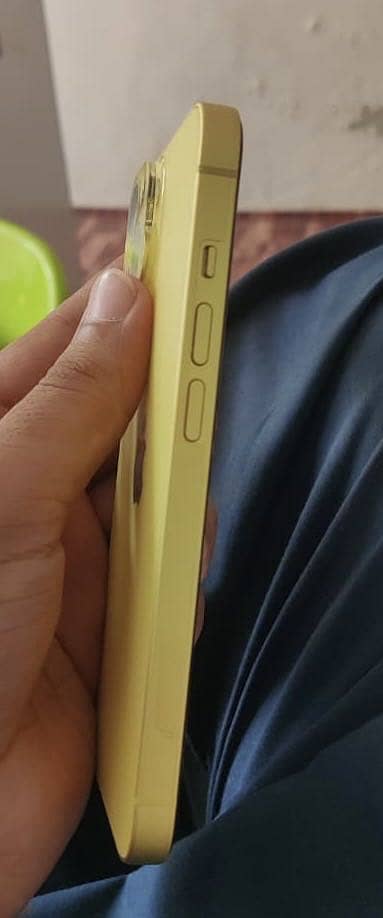 Apple iPhone 14 2