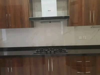 PORTION FOR RENTT GROUND 3 BEDROOMS WITH ATTACHED BATHROOM
