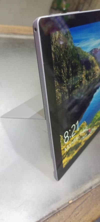 Microsoft surface pro 2017