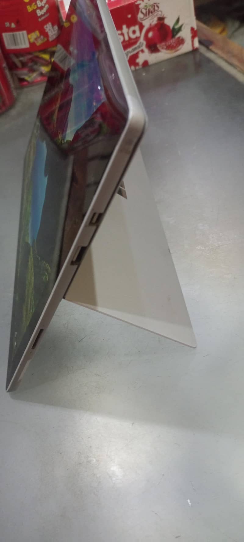 Microsoft surface pro 2017 2
