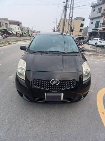 Toyota Vitz 2006