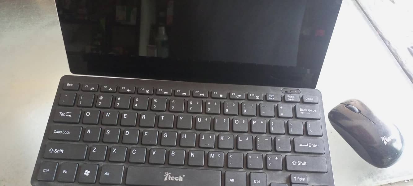 Microsoft surface pro 2017 6