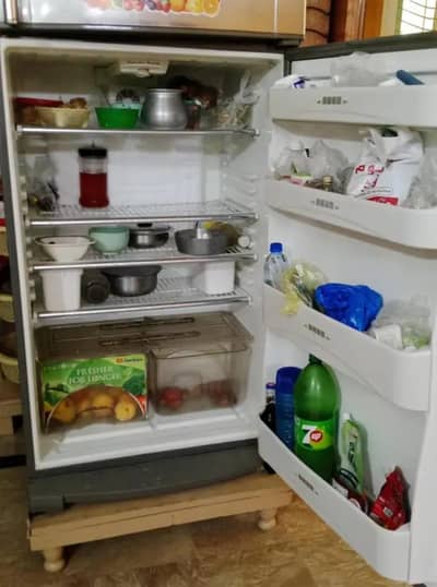 jambo size dawlance refrigerator