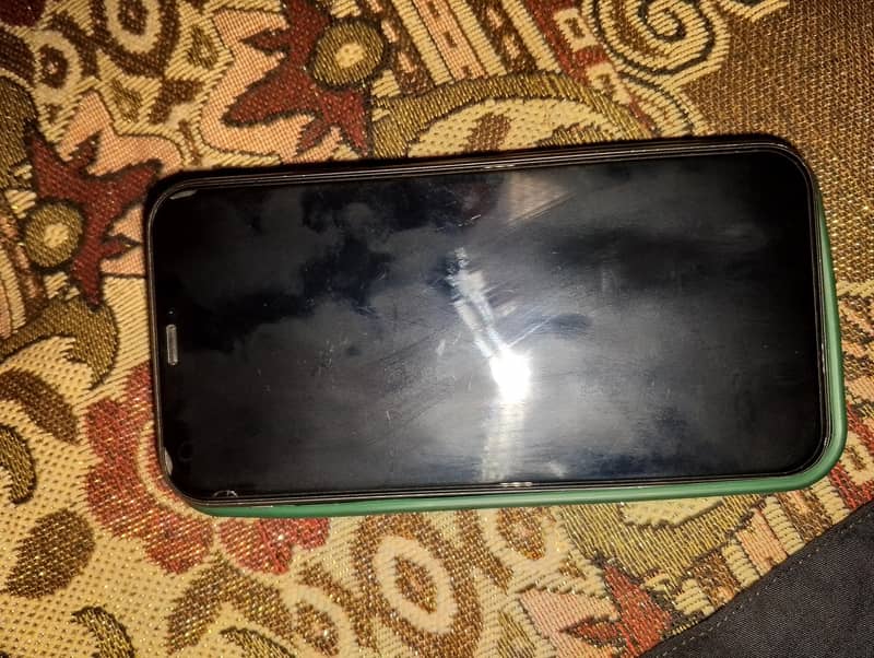 Apple iPhone 11 8