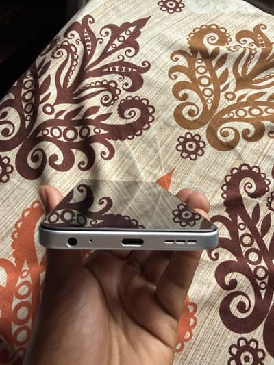 Tecno Spark Go 2