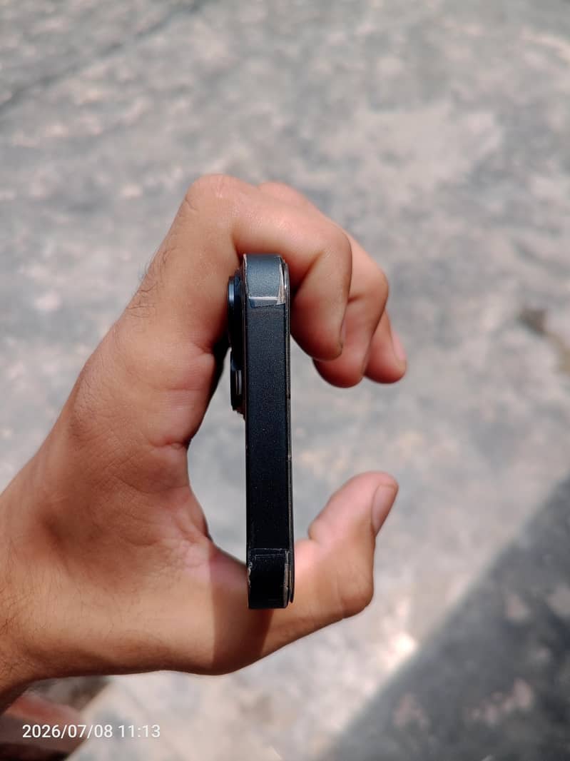 Apple iPhone 14 2