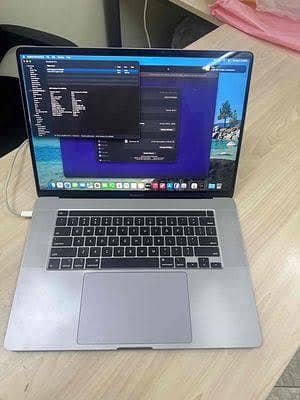 MacBook pro 2019 16 inch 32 Gb 1TB