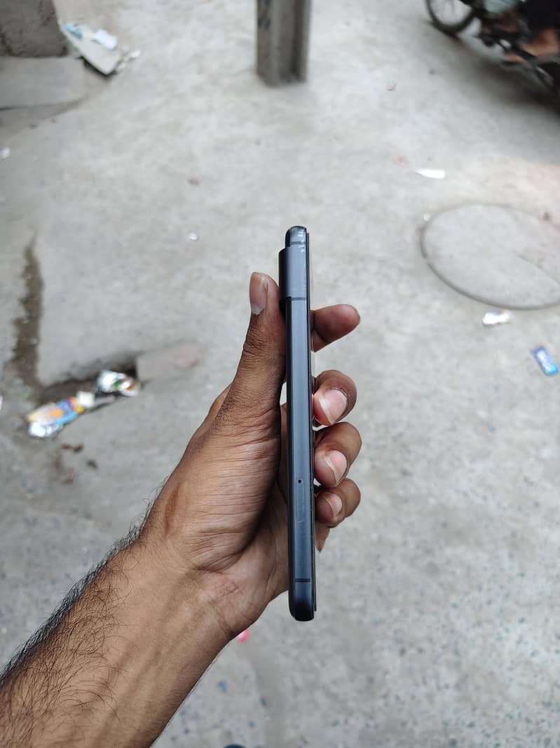 Google Pixel 8 2
