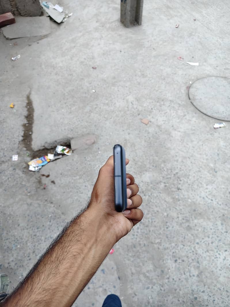 Google Pixel 8 3