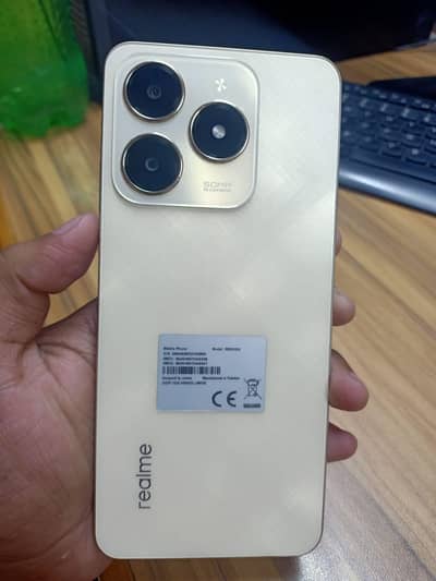 Realme C61