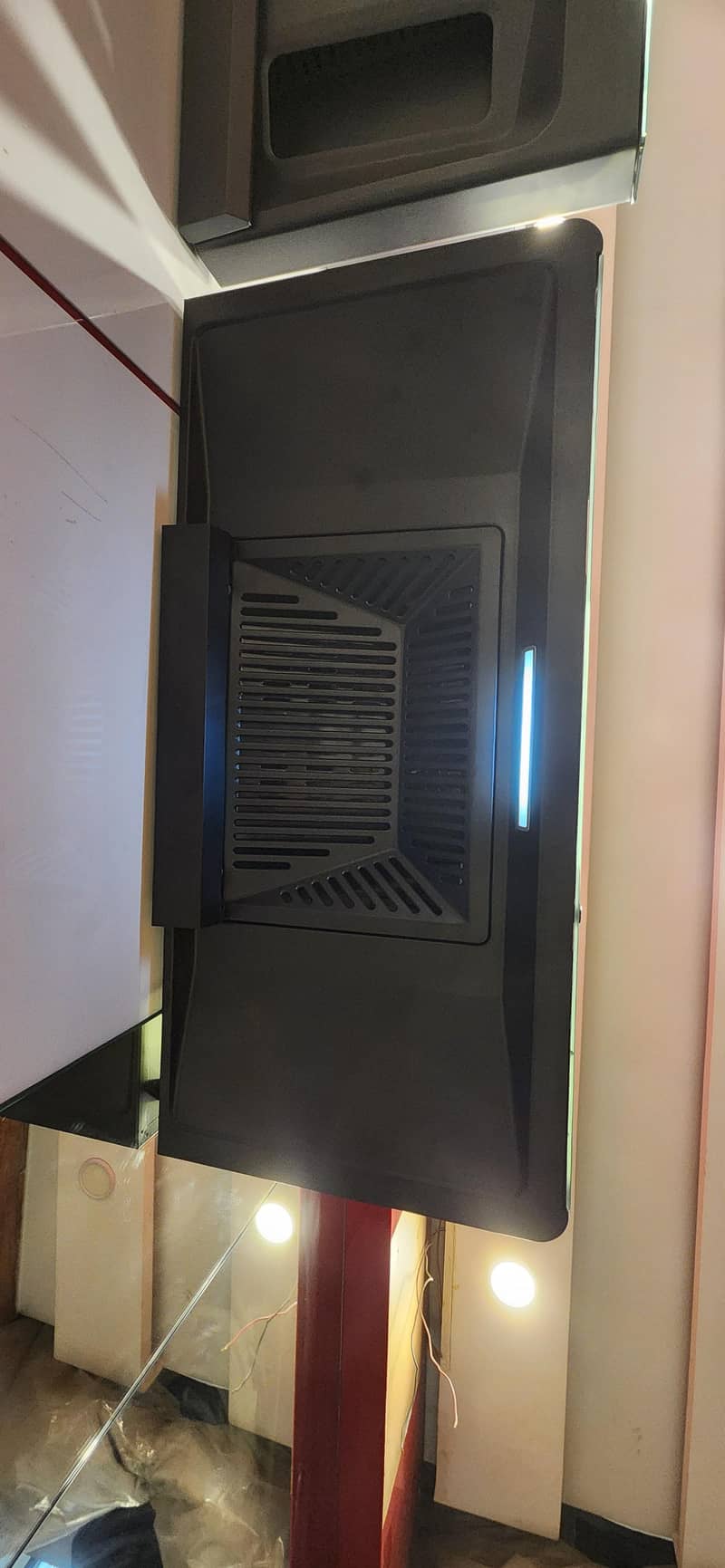 T-shape hood 1