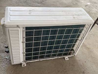 Dawlance air condition 1.5 Tun