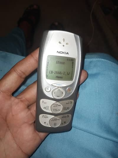 Nokia 2300 anteq pece. . .