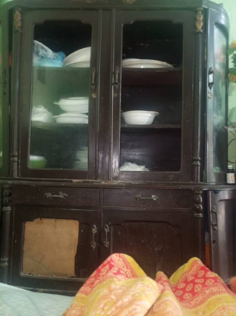 Show case wardrobe 3