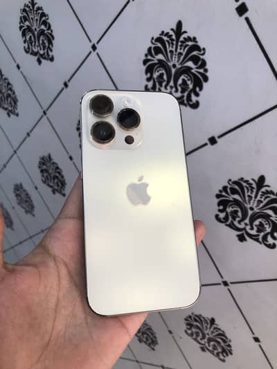 Apple iPhone 14 Pro