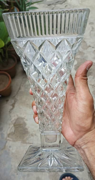 Vases and Decoration Piece( Different Price's. For Detail WhatsApp )