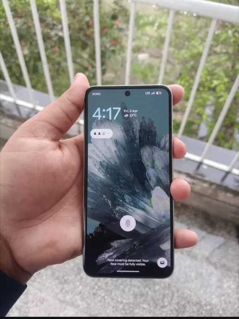 Google Pixel 8 1
