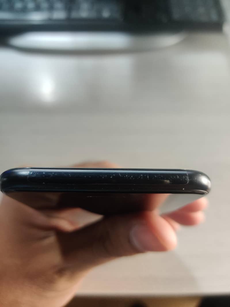 Apple iPhone SE 6