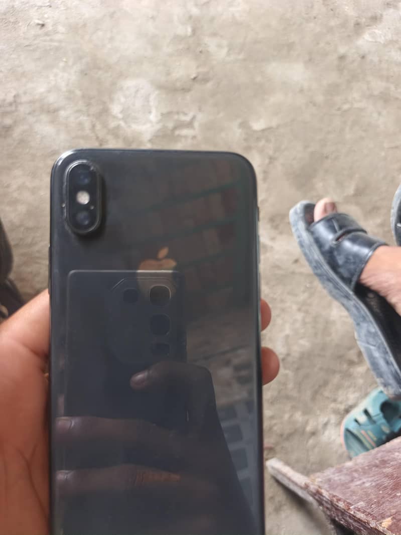 Apple iPhone X 0