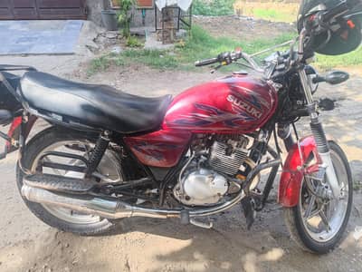 Suzuki GS150 SE