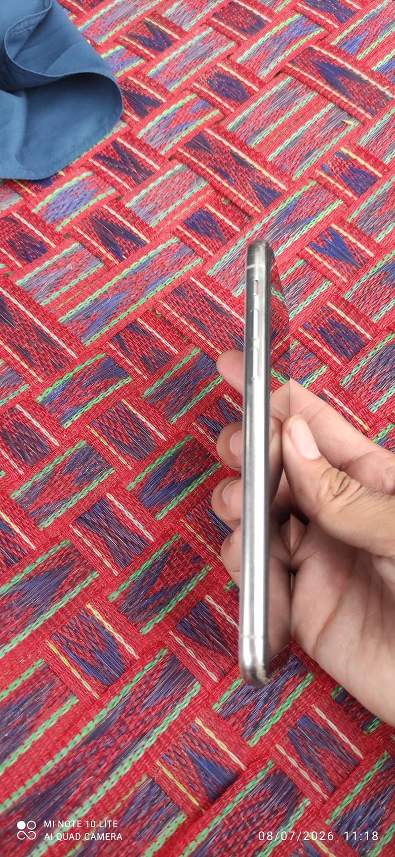 Apple iPhone X 3