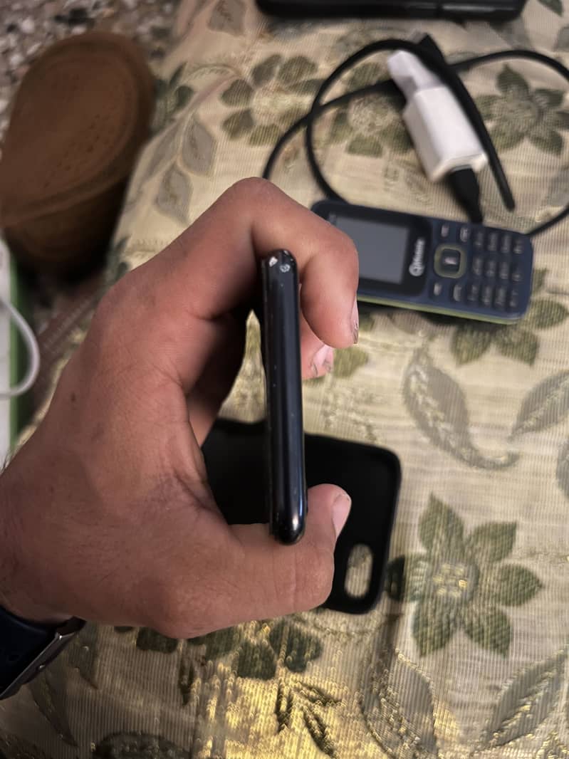 Apple iPhone SE 4