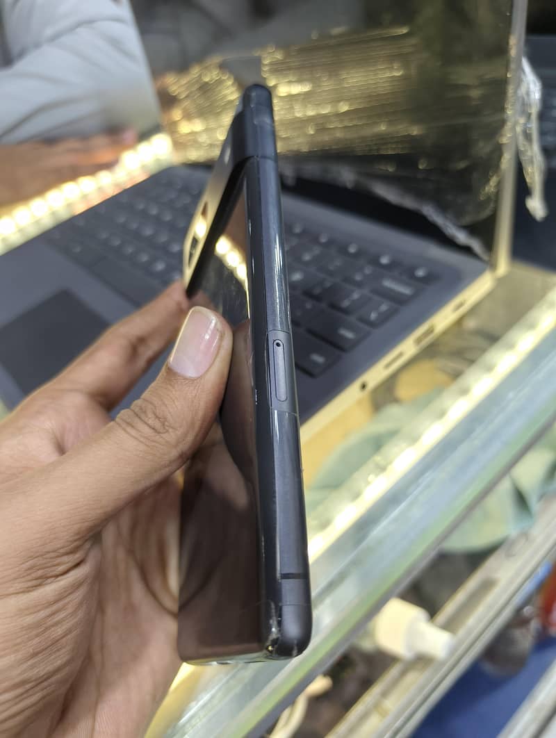 Google Pixel 7 2