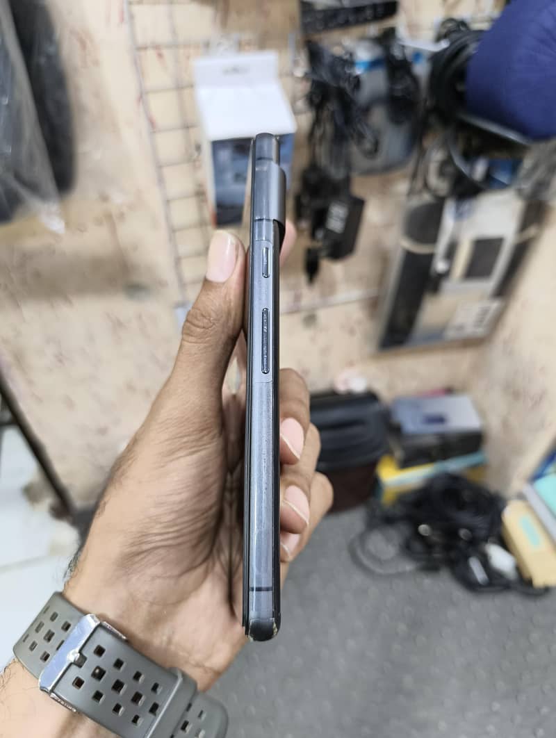 Google Pixel 7 5
