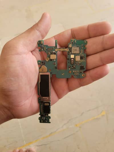 Samsung S9+ Plus board