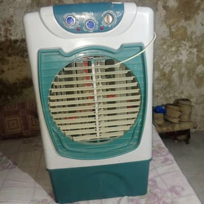 D. C 12 volt Air cool