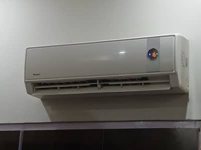 Gree 1 Ton Split AC (GS-12CZ8) - 100% Genuine & Sealed Compressor