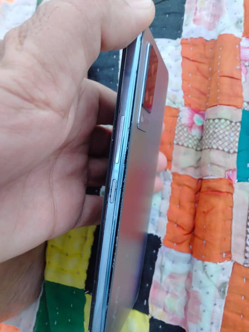 Vivo V21 7