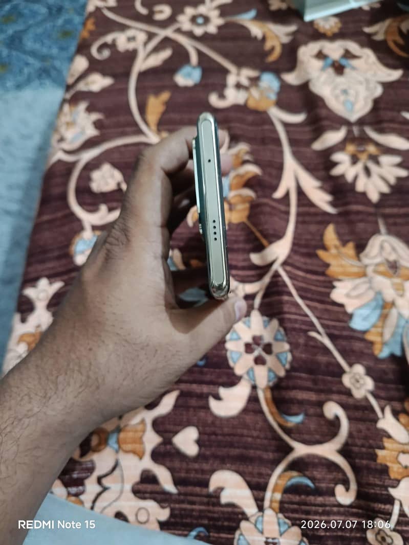 Infinix Zero 30 11