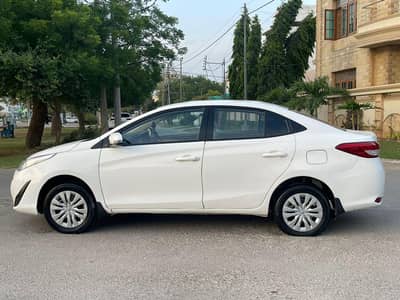 Toyota yaris Gli 1.3 automatic