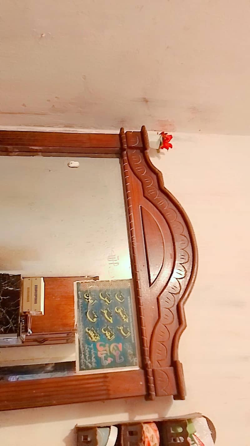 wooden dressing table 3